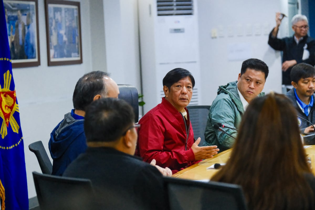 On the job Even as it continues to rain in the metro in the wake of ‘Enteng,’ President Ferdinand Romualdez Marcos Jr. keeps tabs on the effects of the latest typhoon at the NDRRMC headquarters in Quezon City on Wednesday.